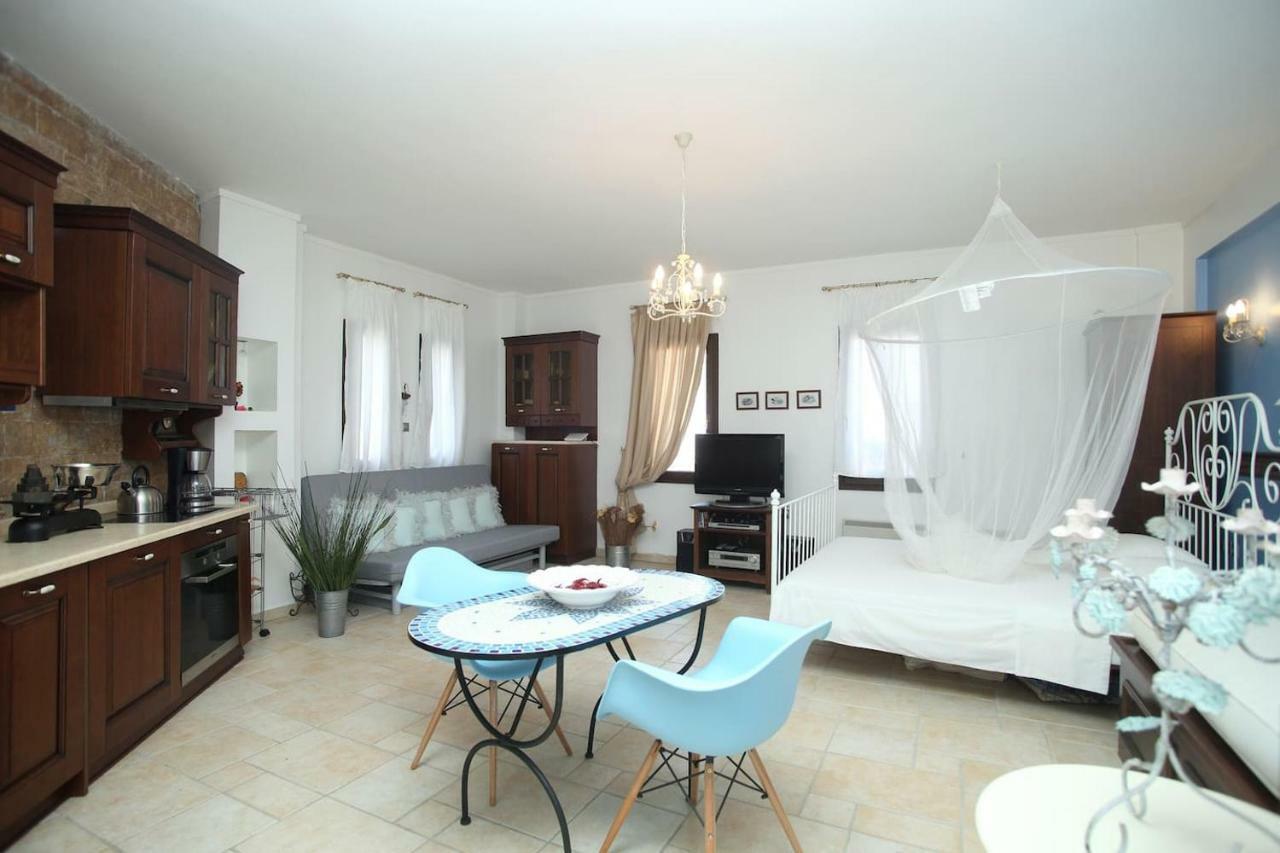 Beautiful Studio In Traditional Afytos Halkidiki-Uvc Sterilized Exterior photo